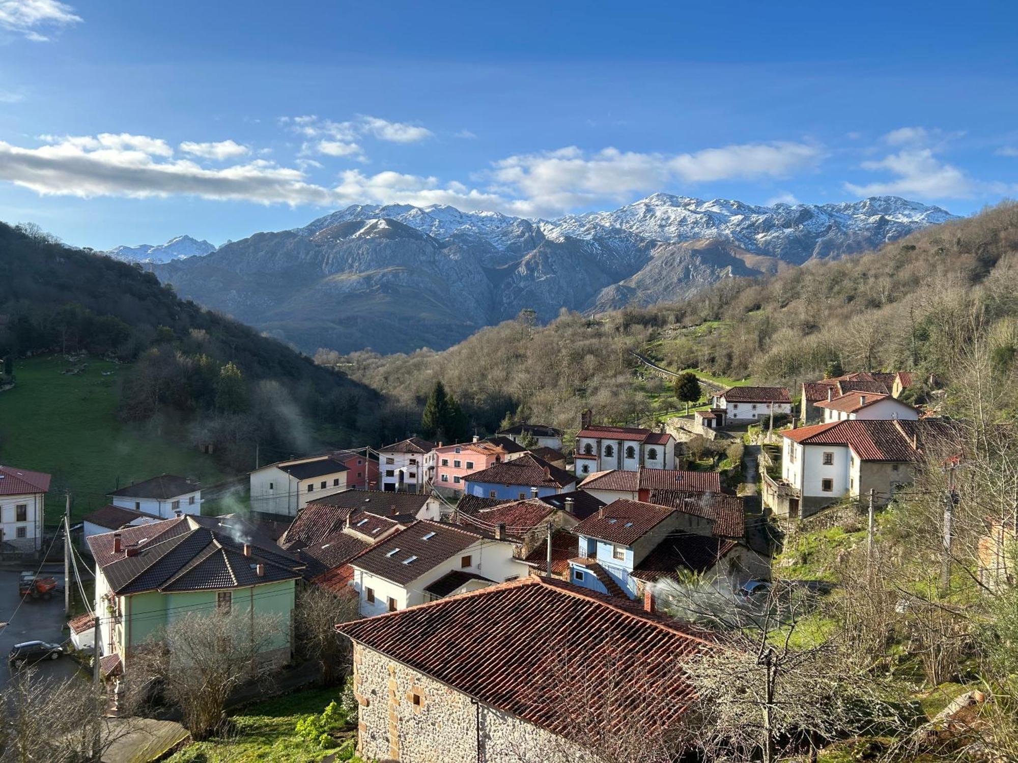 Alojamientos Casa Luisa Puertas  Exteriér fotografie