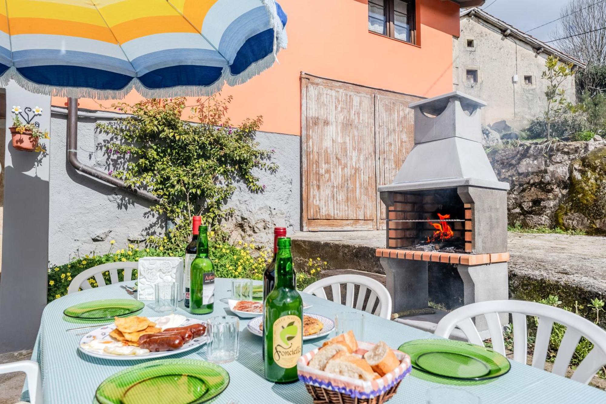 Alojamientos Casa Luisa Puertas  Exteriér fotografie