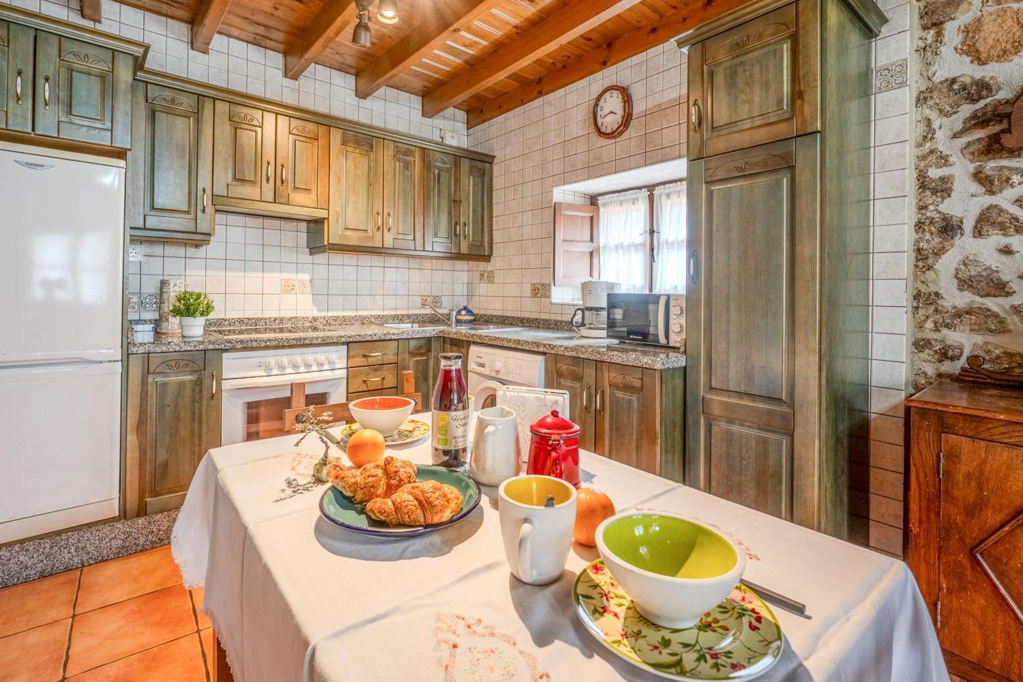 Alojamientos Casa Luisa Puertas  Exteriér fotografie